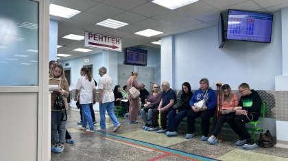 Мафия из пожилых пациенток держит оборону в поликлиниках Костромы